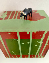 Ladda upp bild till gallerivisning, Ox on a Box. WallBox
