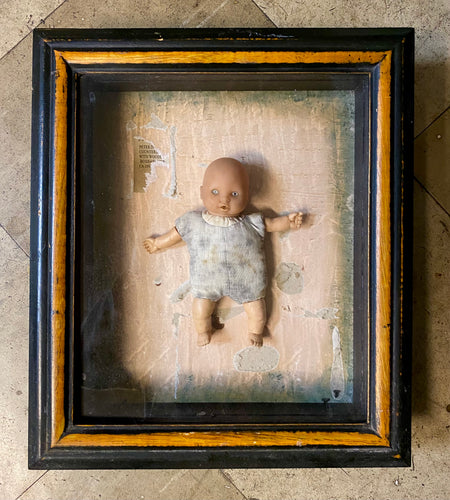 Baby Karloff. WallBox